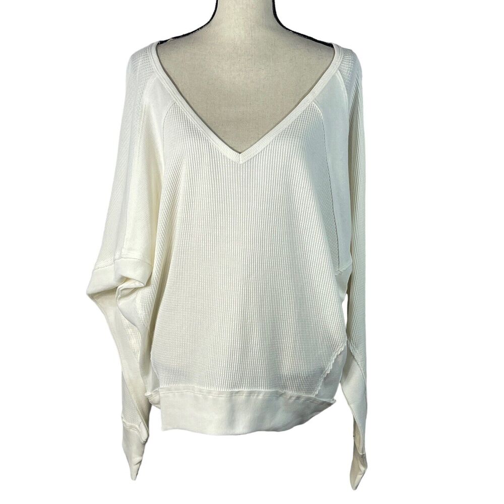 Free People Medium Santa Clara Thermal Top Long Sleeves V-Neck Alabaster Ivory